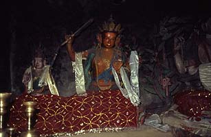 Dolamebar gompa 6 w�chter y200